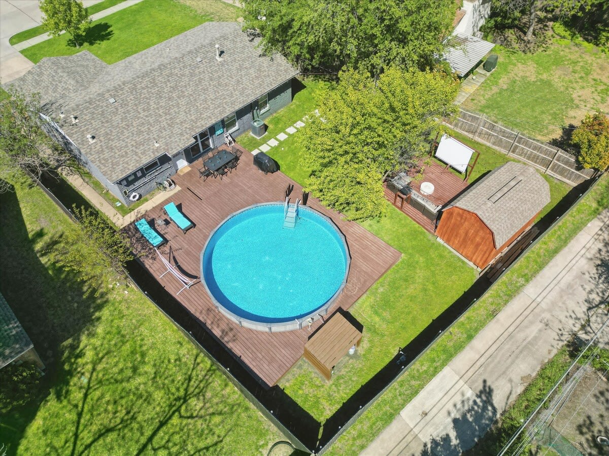4-BD Luxury Retreat | Pool, Grill, Outdoor Cinema — Richardson, TX — vacation rental