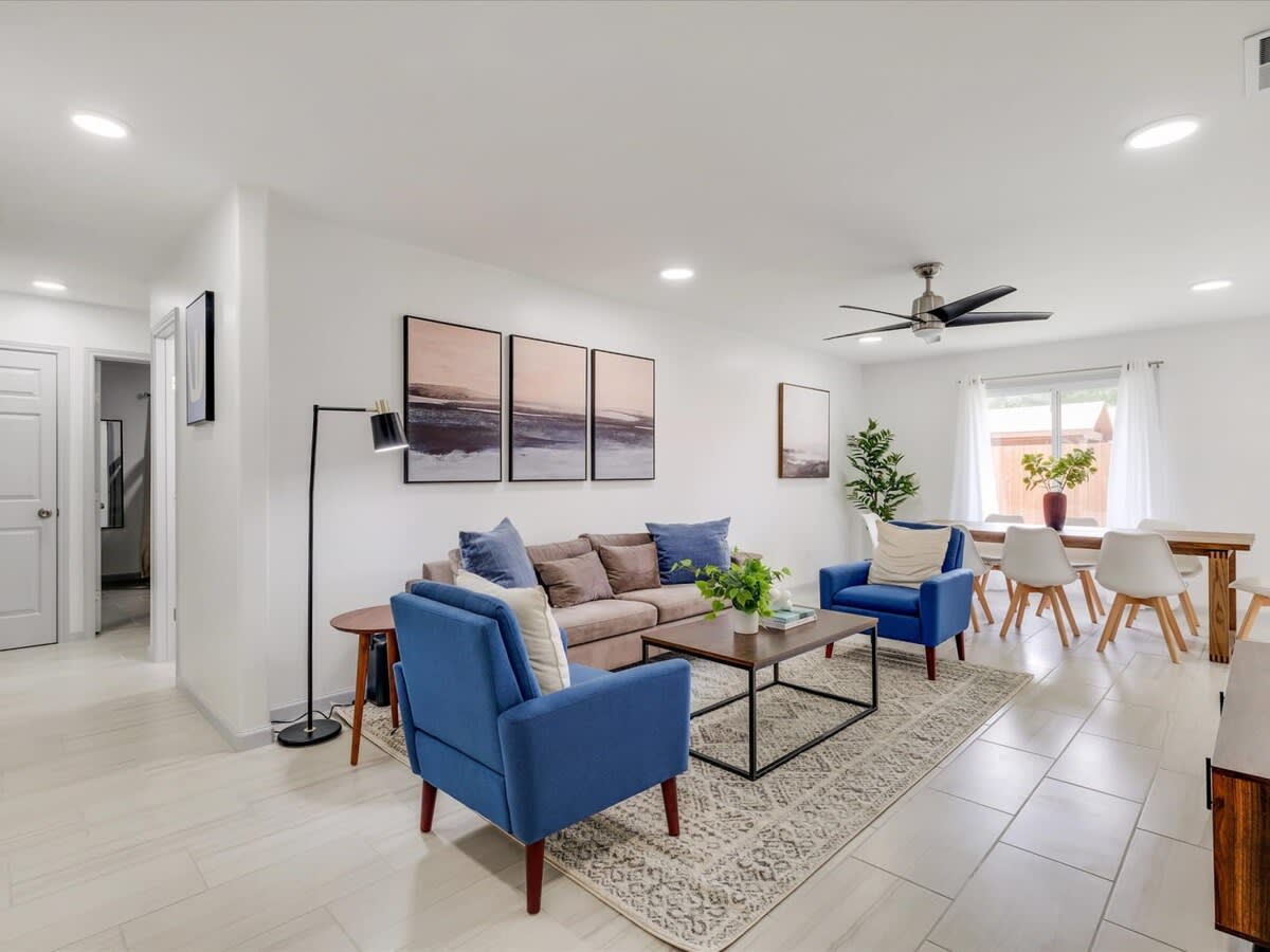 Best of Irving - Yard, Firepit, Free Parking — Irving, TX — vacation rental