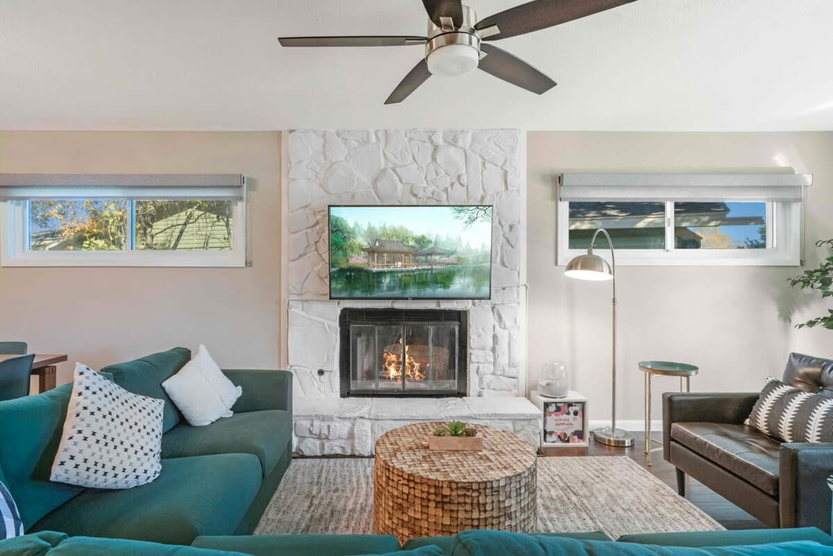 Spacious Luxurious House, Big Groups and Pool — Irving, TX — vacation rental