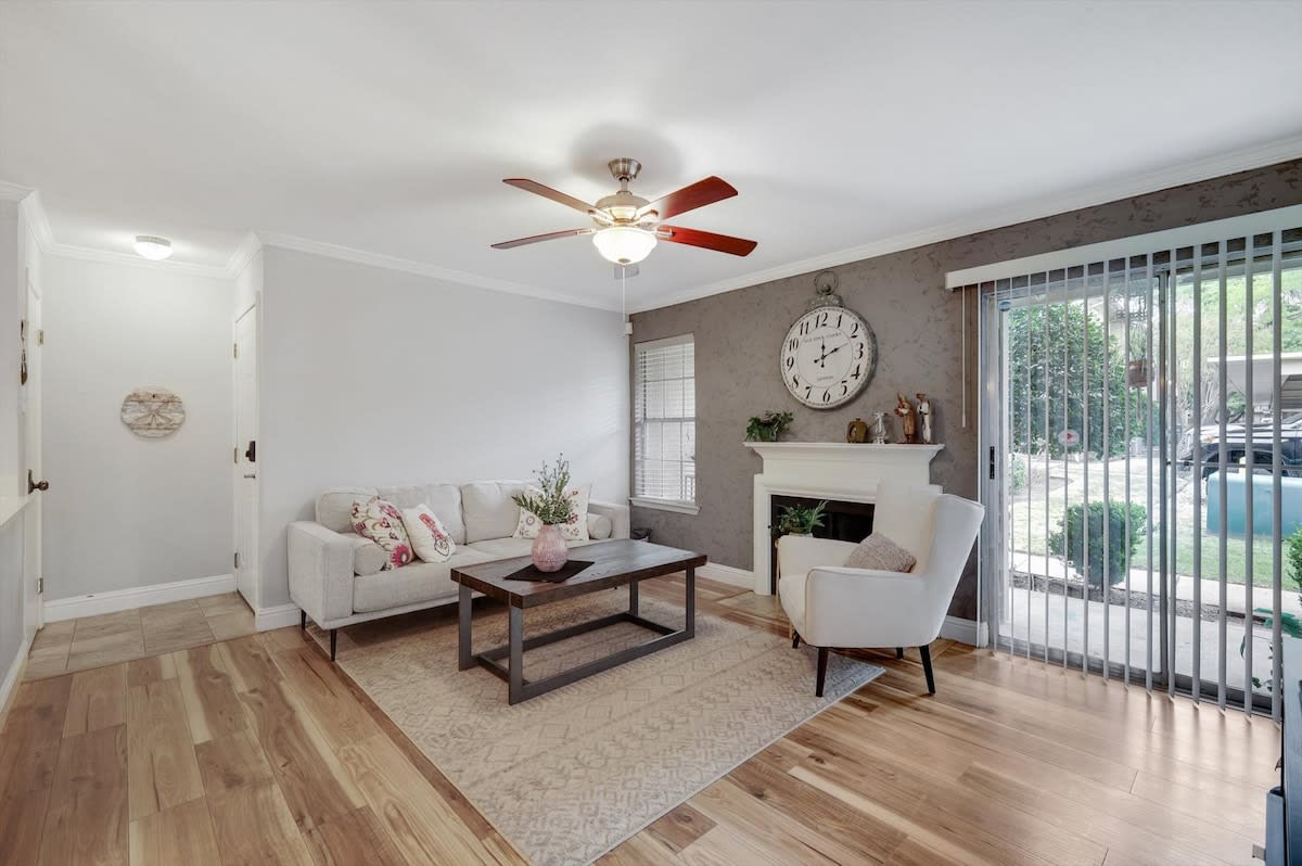 Heart of Dallas - Cozy Apt, 2Bed, Pool (30+ days) — Dallas, TX — vacation rental