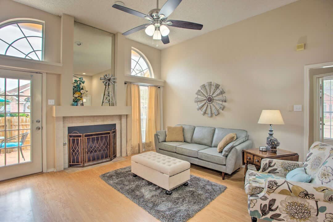 Heart of Rowlett - 3 BD,2BA Cozy Getaway w Patio — Rowlett, TX — vacation rental