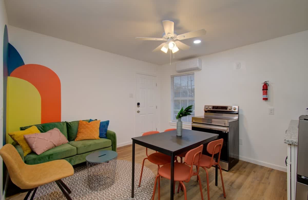 Heart of Houston - 2-BD/1-BA with Grill — Houston, TX — vacation rental