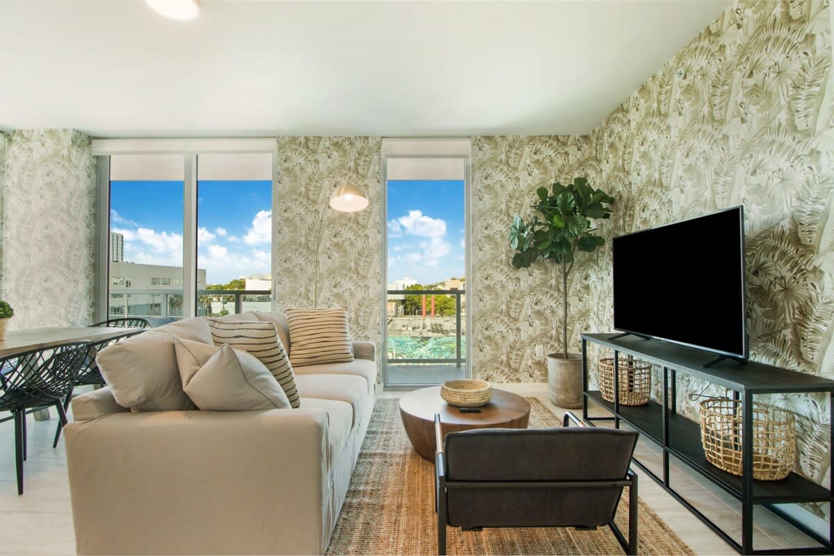 2 Bedroom -City View- Miami Design District - 402 - Foto 1