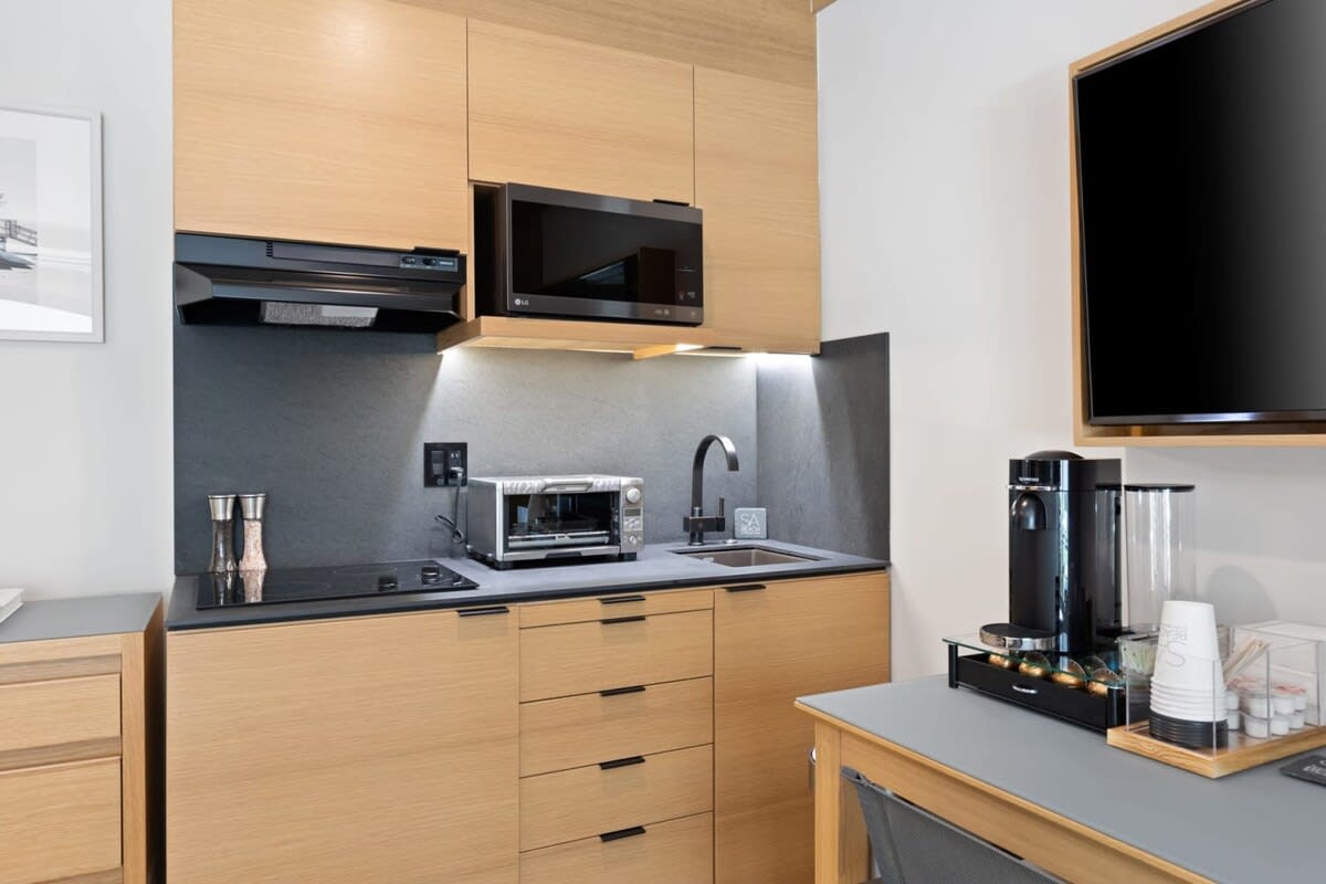 Kitchenette stocked with essentials
