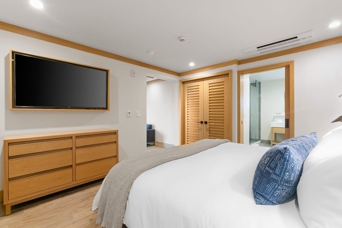 Equipped with Apple TVs and high speed internet