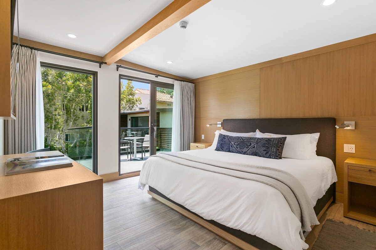 Wide, airy and open feels.