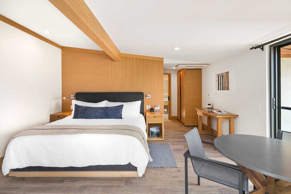 Luxurious linens line the beds