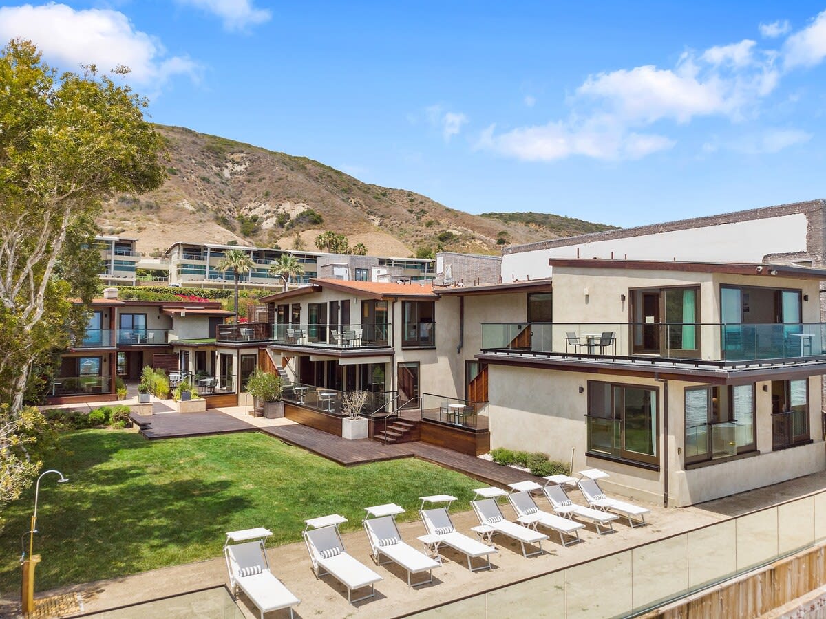 A luxurious retreat awaits, everything you need from quality to location in one place