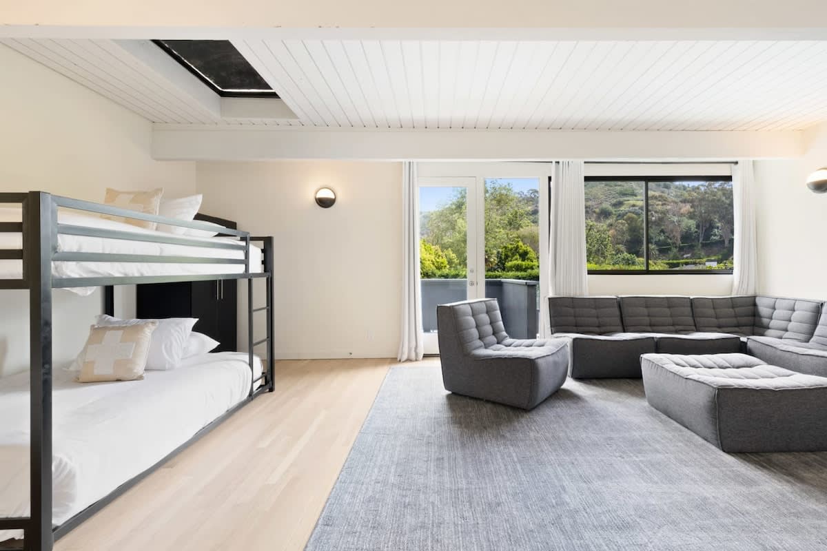 Access to the outdoor from the 3rd guest bedroom