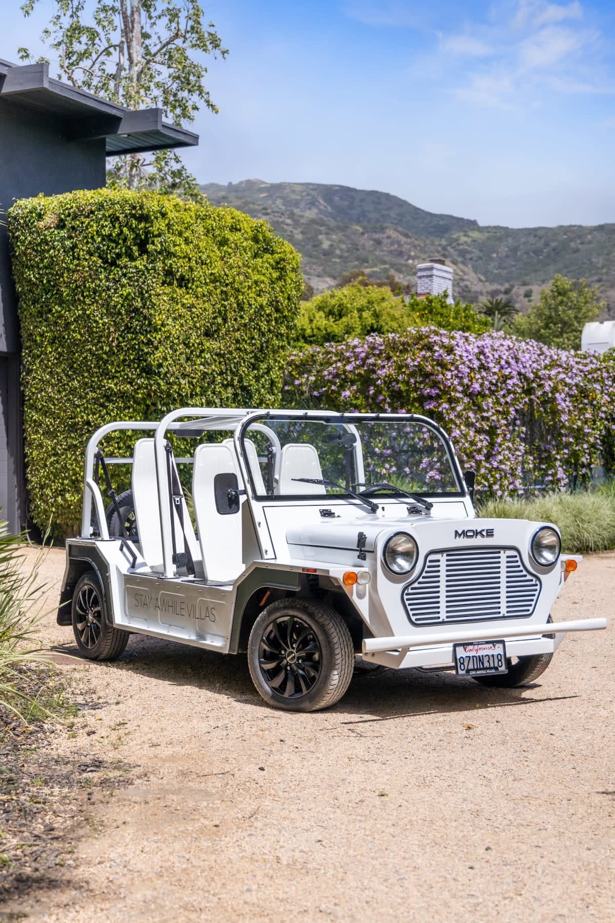 Moke included with stay provided guest has a valid DL and insurance