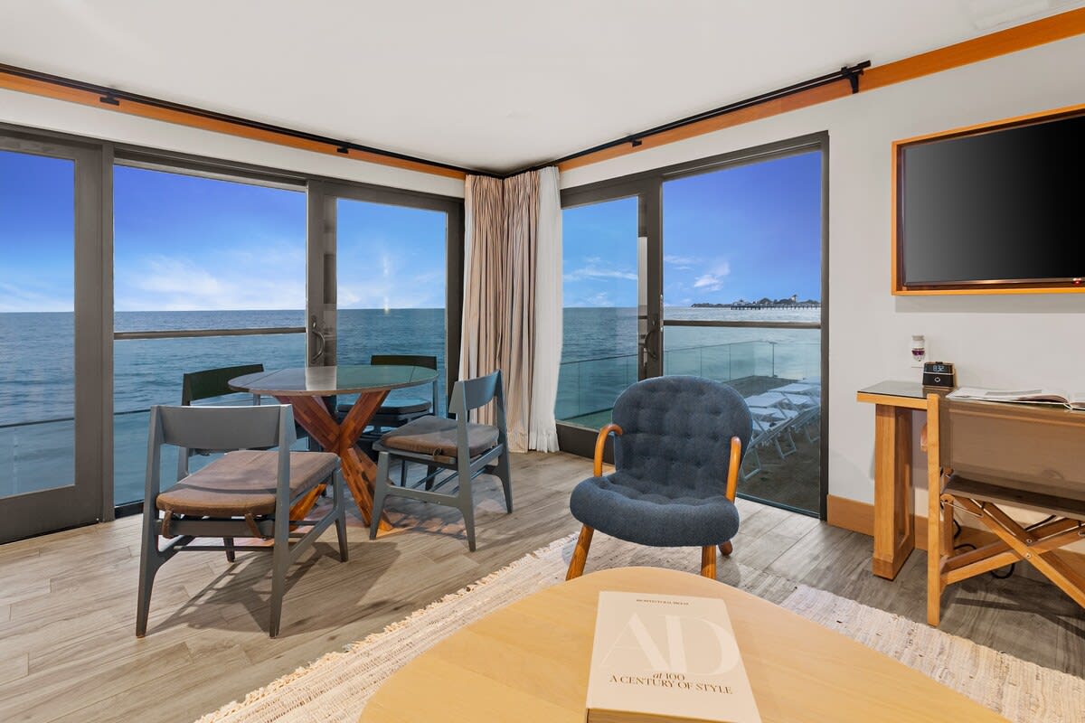 Grab a glass of sparkling champagne and watch the sunset dim over the Pacific Ocean