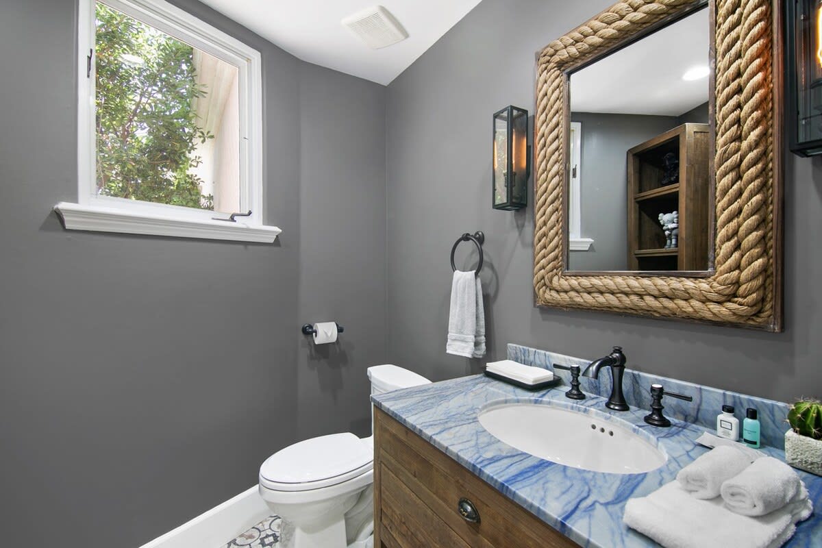 Guest bathroom, crisp and clean.