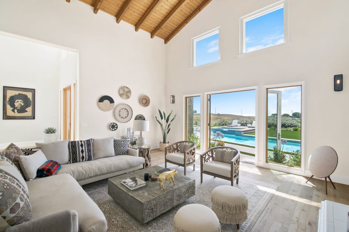 Bright and open living space with gorgeous views of your retreat.