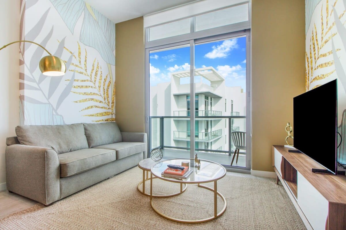 Beautiful 1 Bdrm PH Condo, Miami Design District - Photo 1