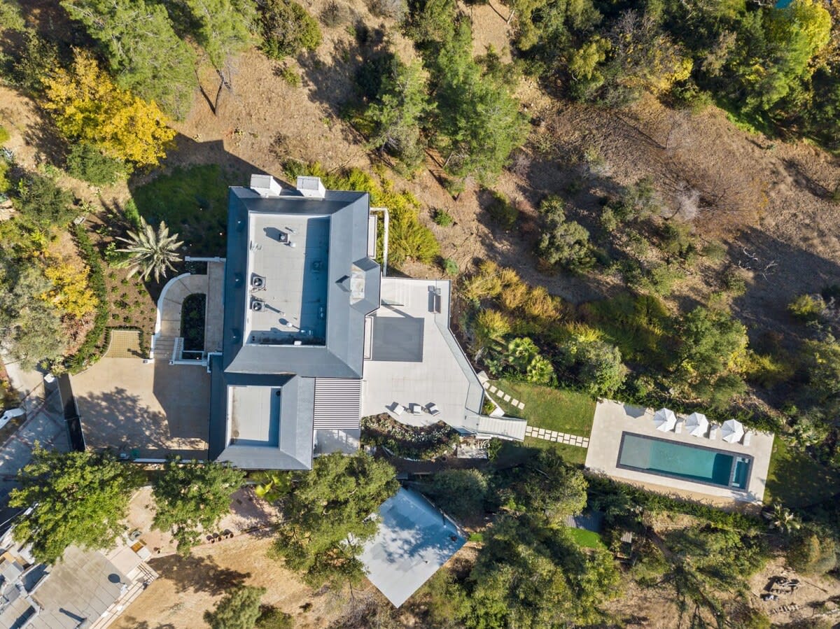 Overview of property in Beverly Hills.