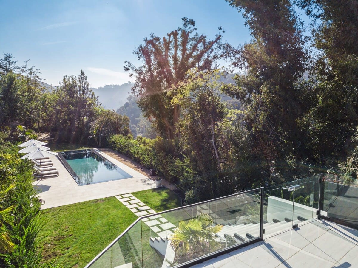 Lush backyard for ultimate outdoor California enjoyment.
