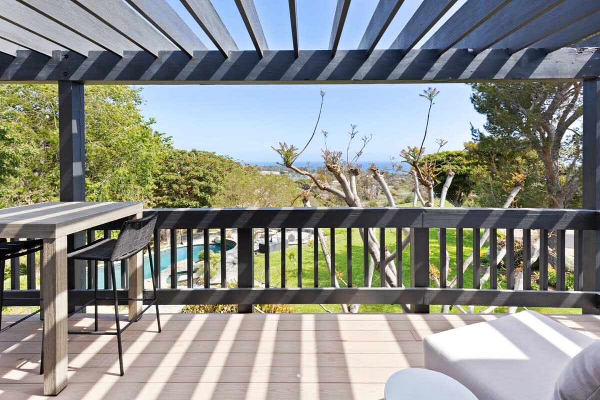3 acres of serene beauty.