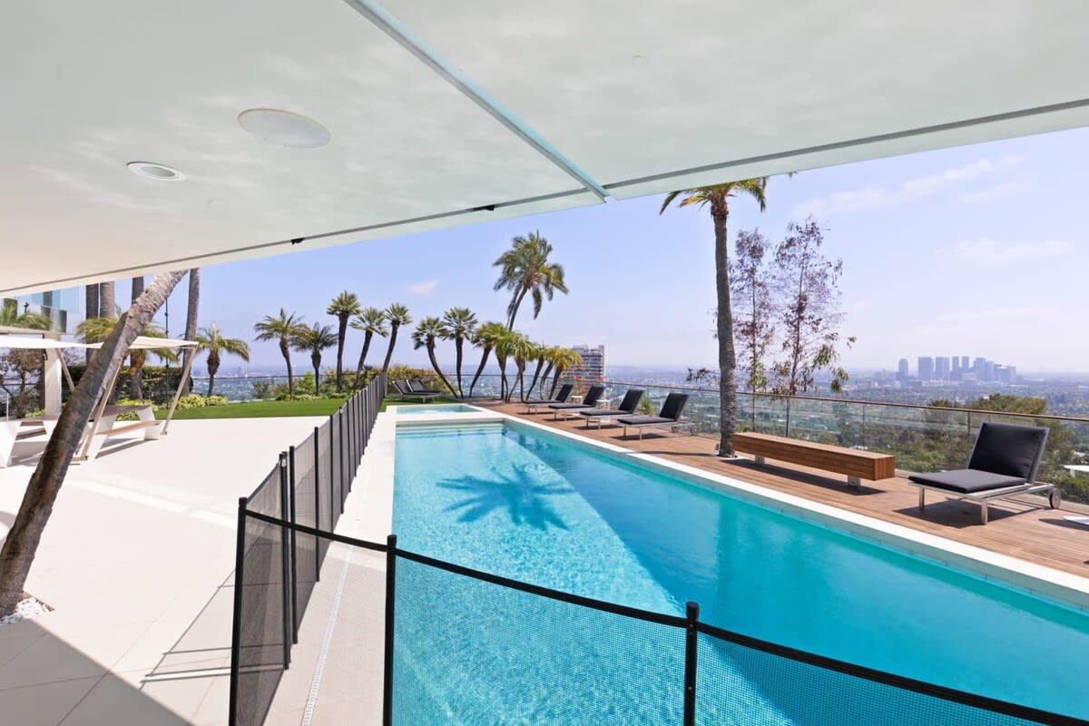 Pool Gate available for child safety