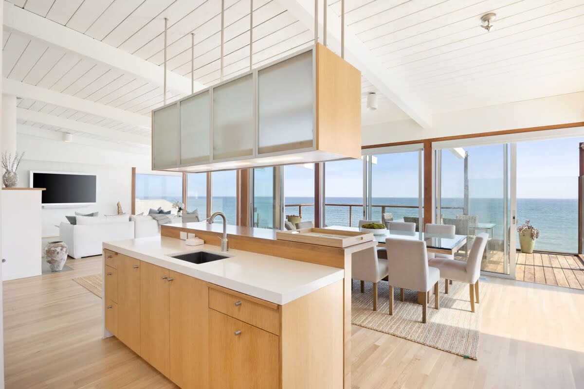 Gorgeous kitchen space perfect for warm gatherings.