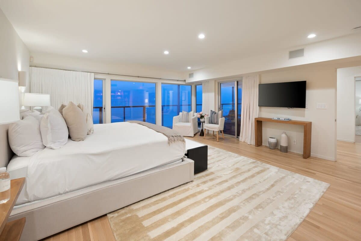 Sleep soundly and undisturbed with black-out curtains for your comfort.