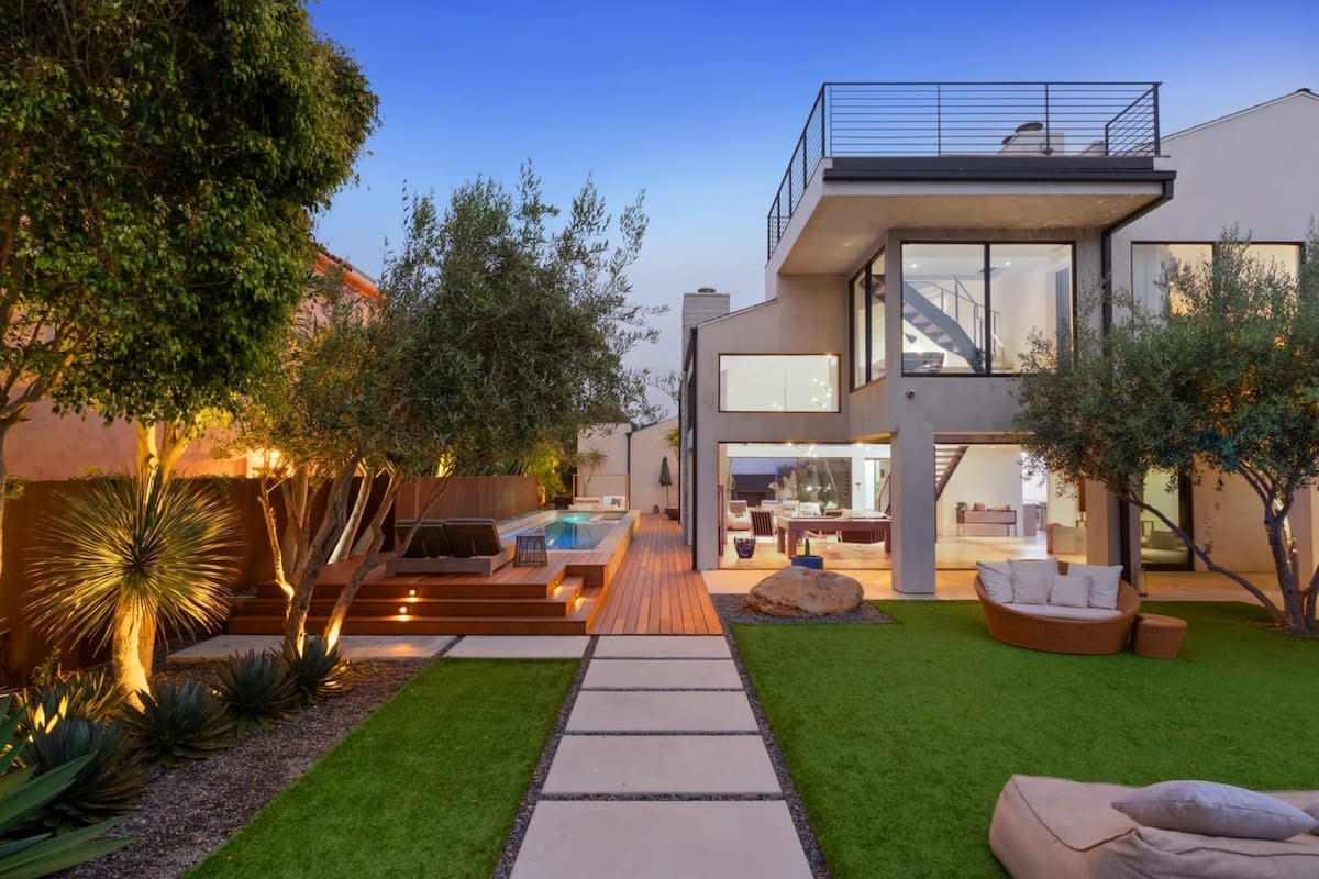 Experience the best Malibu has to offer!