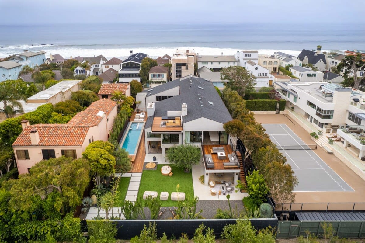Coastal living at its best.