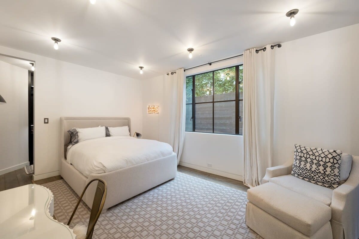 Drift off to dream land in the peaceful bedroom ambience.