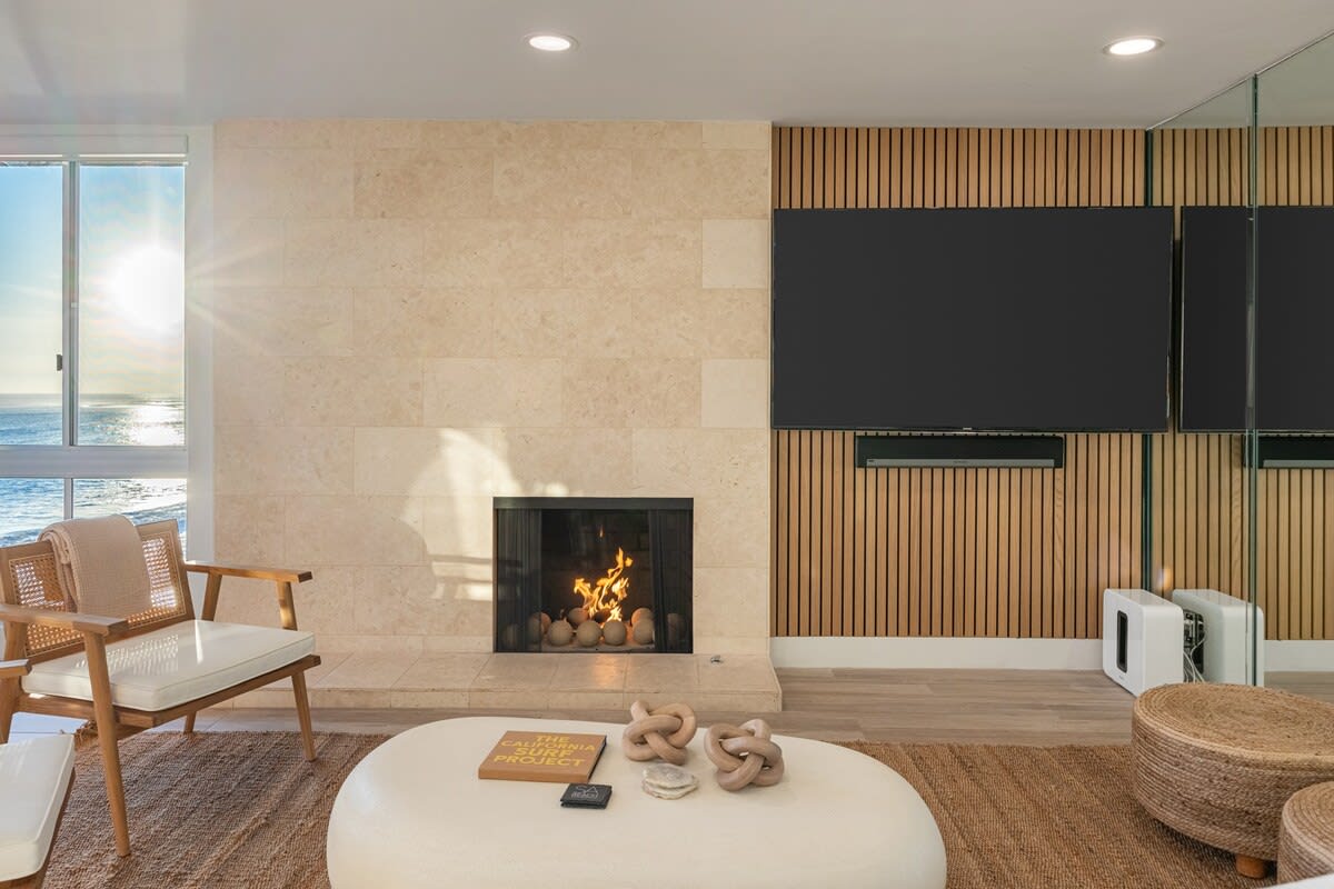 From fire to sea, this is the heart of Aqualina’s coastal experience.