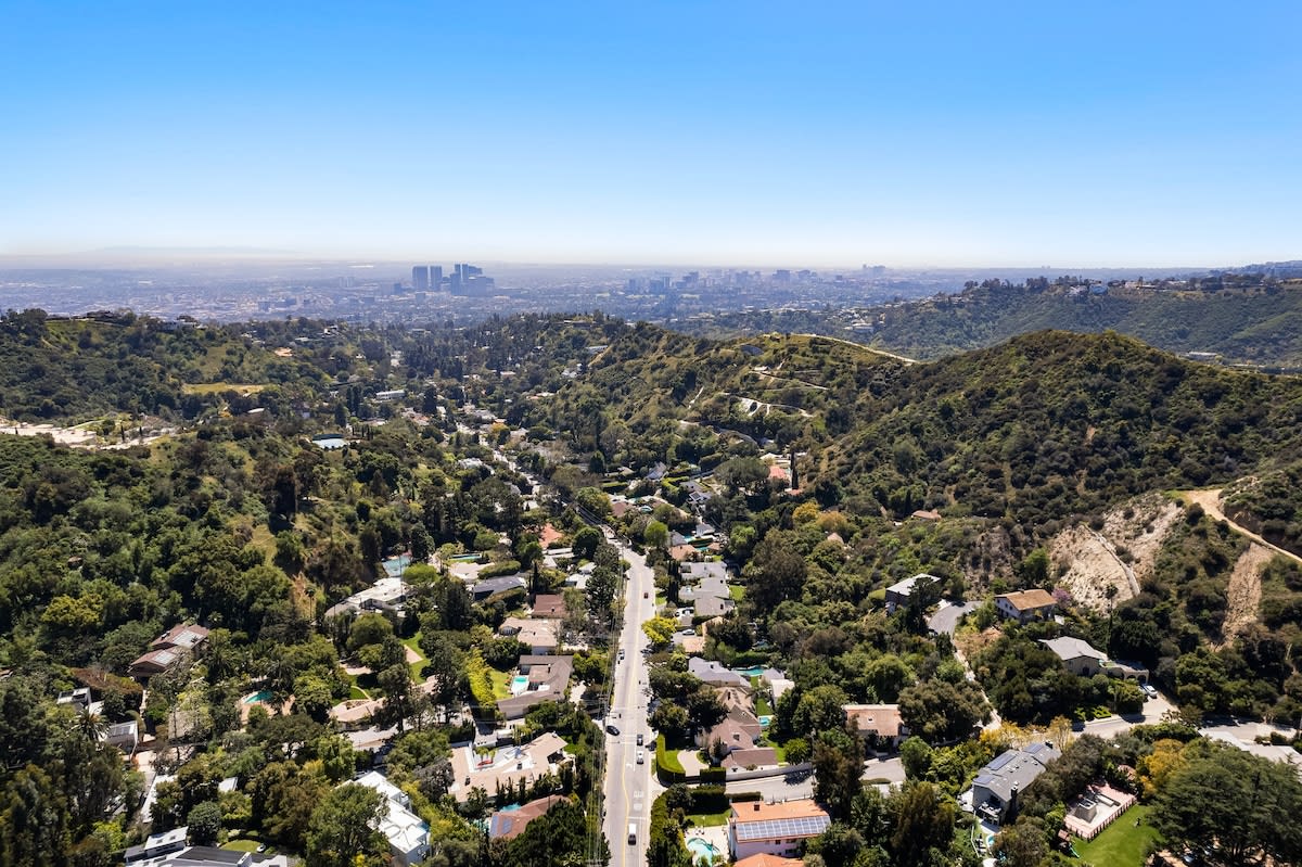 View 10