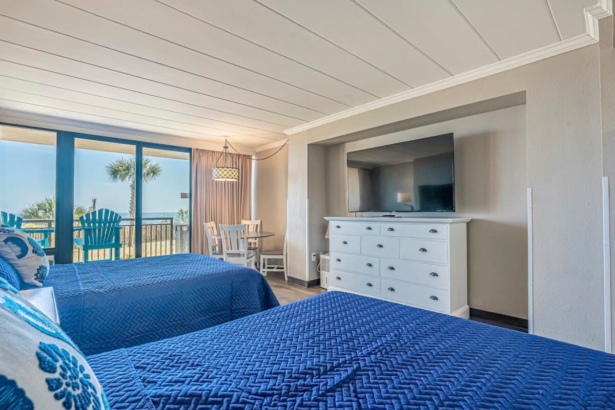 Great 1st floor unit that looks right out onto the beach with direct access — Myrtle Beach, SC — vacation rental