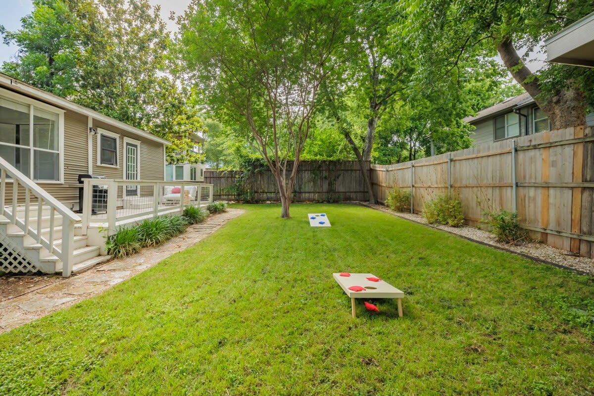 Free Parking, Walk to Zilker, 3br - Craftsman