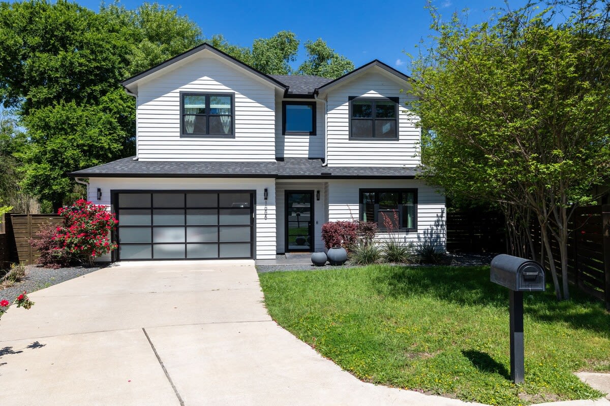 Luxury Retreat - Pool & Spa | South Austin Oasis