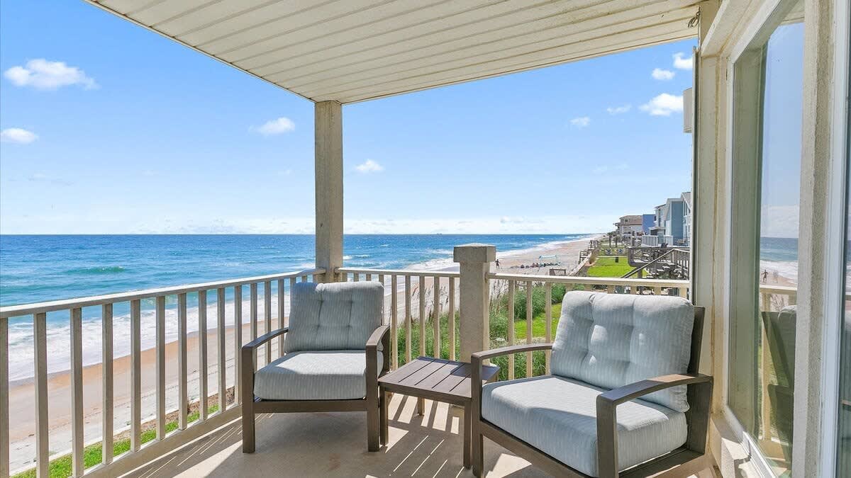 Blissful Beach | Wren Beach Rentals by Portoro