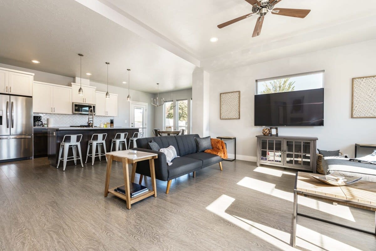 #StayinMyDistrict Modern & Stylish Meridian Home — Meridian, ID — vacation rental