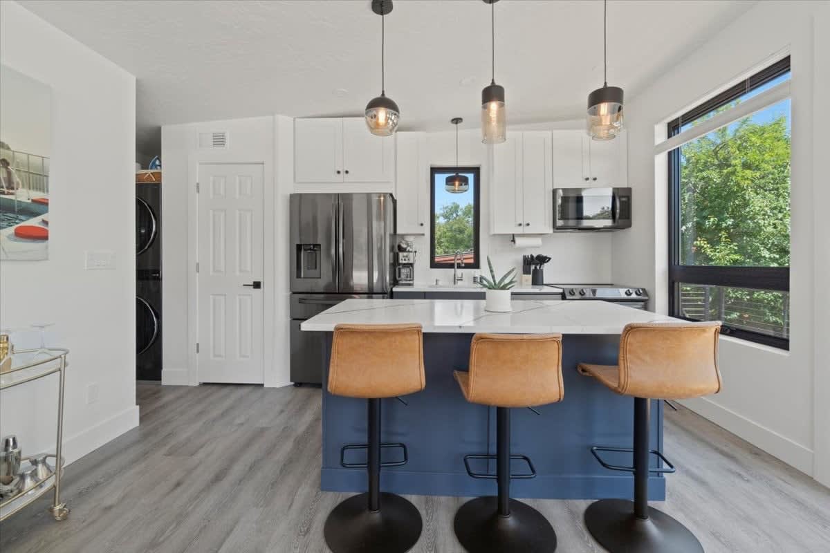 #StayinMyDistrict Modern North End Loft — Boise, ID — vacation rental