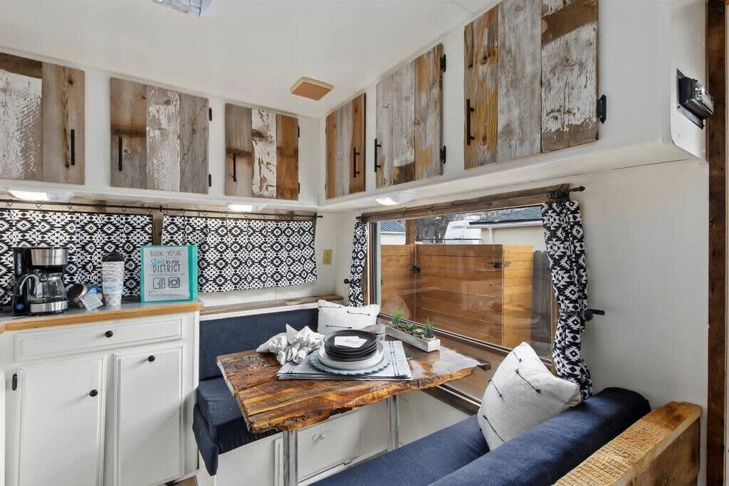 #StayinMyDistrict Twin Falls Backyard Glamper — Twin Falls, ID — vacation rental