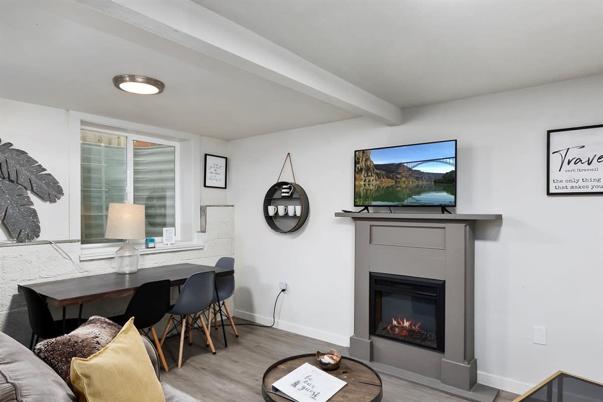 #StayInMyDistrict TwinFalls Apartment — Twin Falls, ID — vacation rental