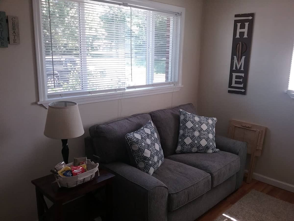 Cozy 1 BR efficiency apt close to TTU and downtown — Cookeville, TN — vacation rental