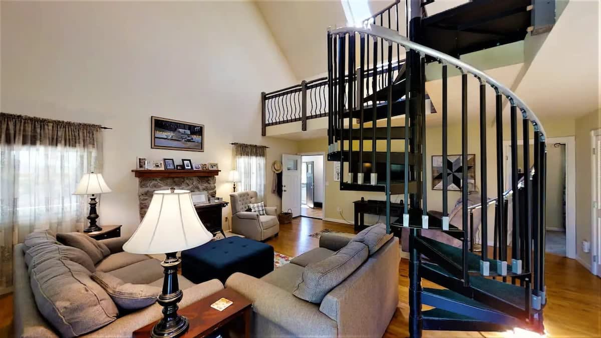 Golf & Southern Comfort Cape with Loft at The Cove — Monterey, TN — vacation rental