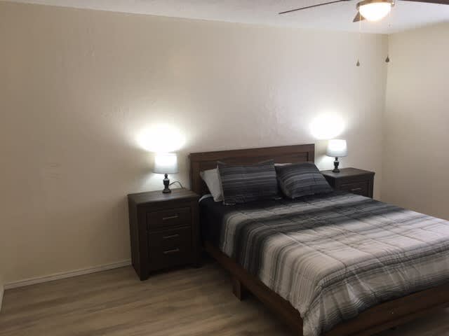 Cozy 1-BR upstairs apartment, near Fort Sill! — Lawton, OK — vacation rental