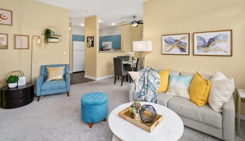 Amazing Courtyard View DT Parking tub pool 99 WS