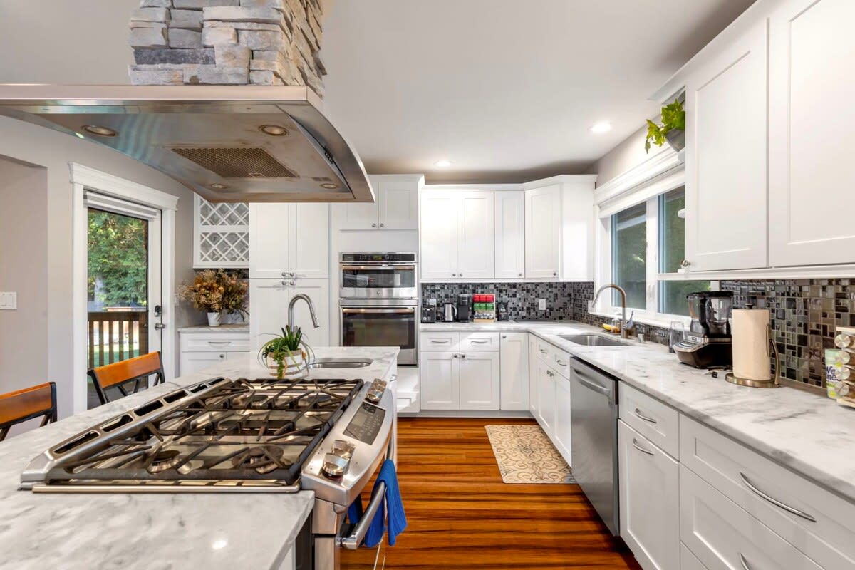 Mercer Island Modern Family-Friendly Home, I-90