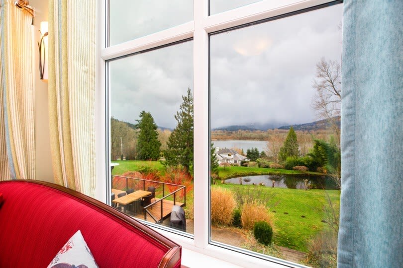 Elegant 4400sf Villa w/ Lk. & Mt. view | Sammamish - Picture 25