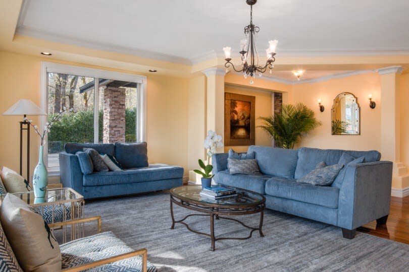 Elegant 4400sf Villa w/ Lk. & Mt. view | Sammamish - Picture 16