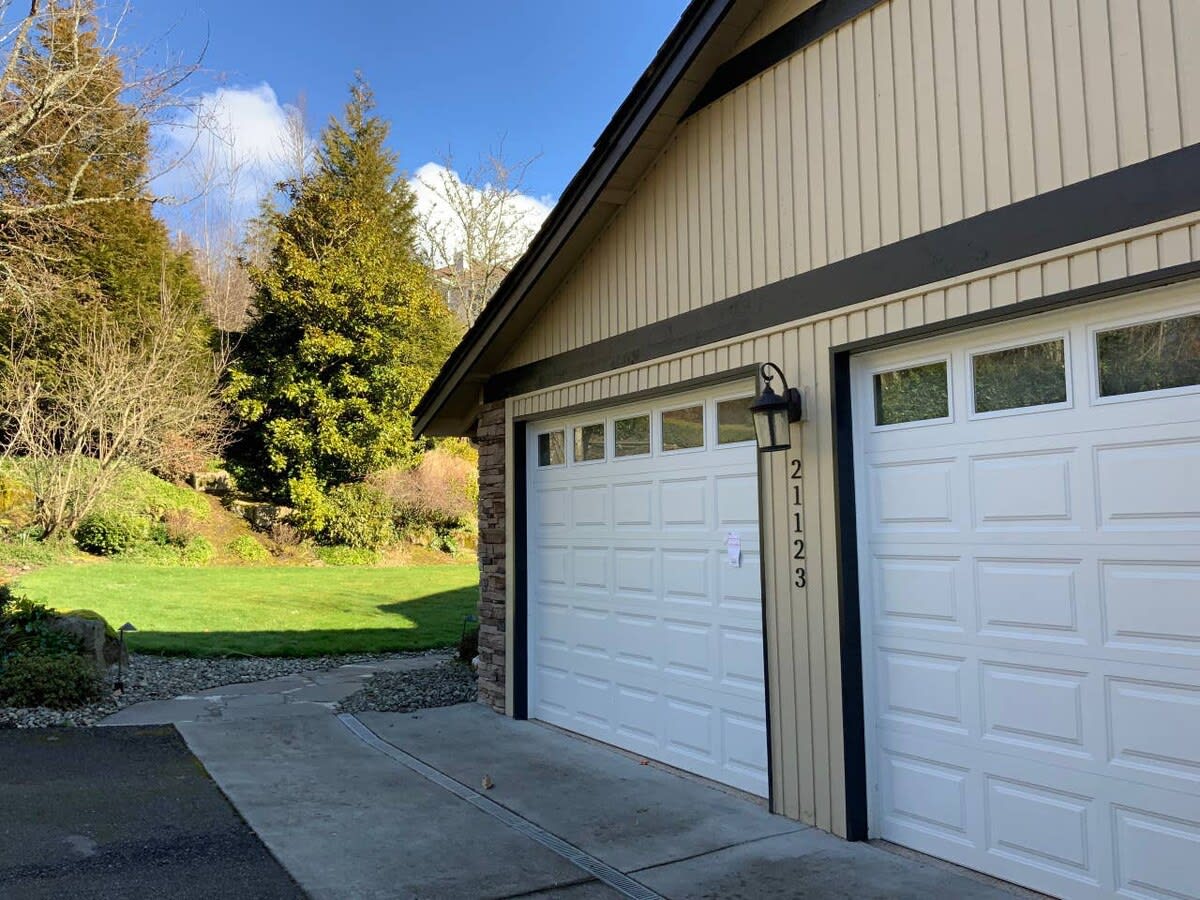 Elegant 4400sf Villa w/ Lk. & Mt. view | Sammamish - Picture 40