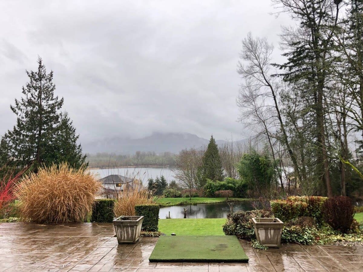 Elegant 4400sf Villa w/ Lk. & Mt. view | Sammamish - Picture 9