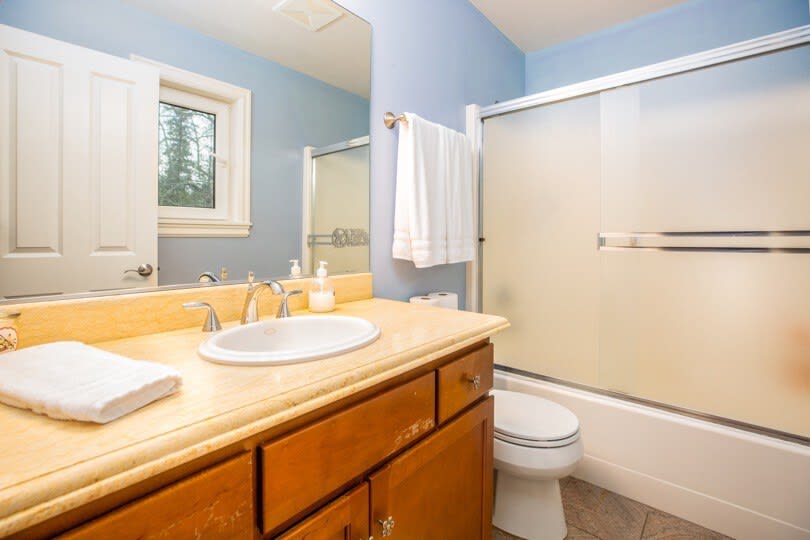 Elegant 4400sf Villa w/ Lk. & Mt. view | Sammamish - Picture 32