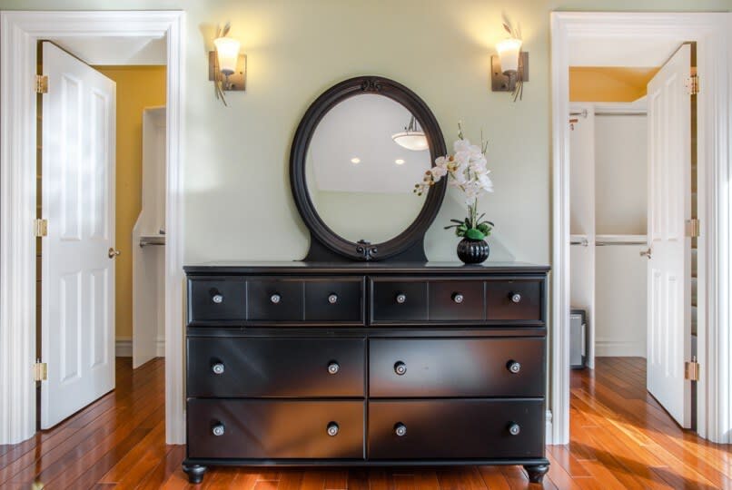 Elegant 4400sf Villa w/ Lk. & Mt. view | Sammamish - Picture 26
