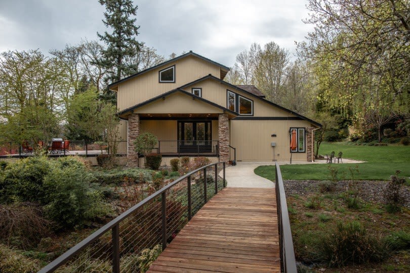 Elegant 4400sf Villa w/ Lk. & Mt. view | Sammamish - Picture 45