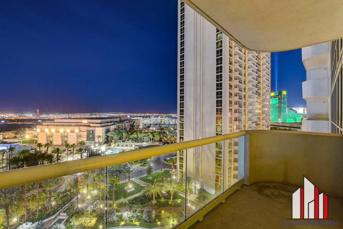 MGM Signature-10-714 1Br Balcony Suite Accessible — Las Vegas, NV — vacation rental